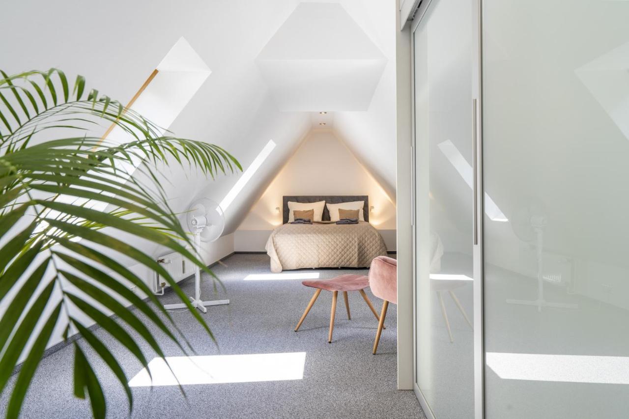 Free Living - Buddha Design, Natur, Parkplatz, Washer Appartement Wolfsburg